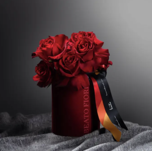 Above The Clouds | Valentine’s Day flower - https://beato.com.sg/
